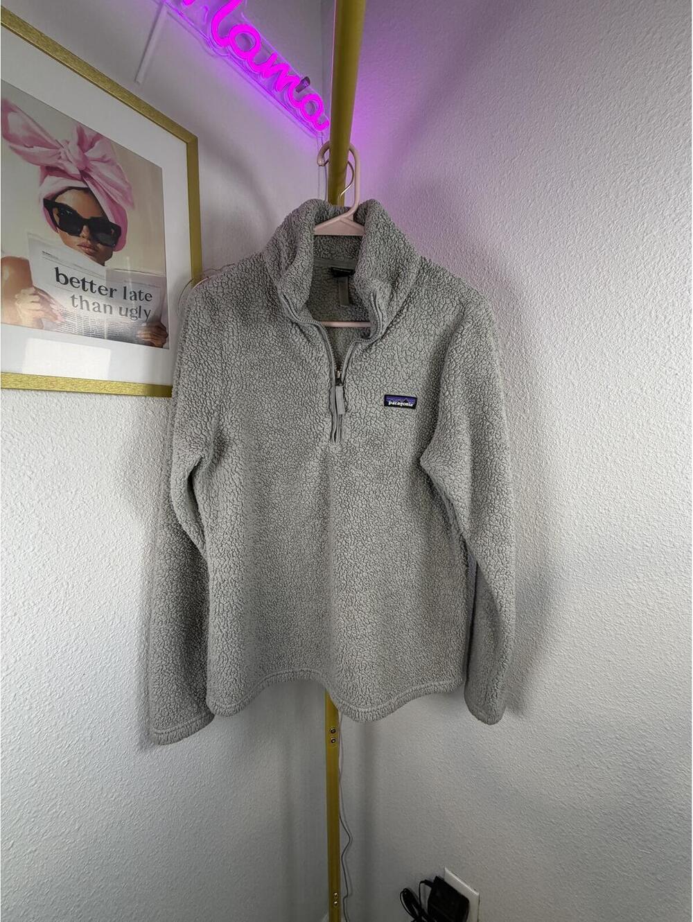 Patagonia Women's Medium Gray Fleece Quarter-Zip Pullover